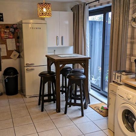 Summerhill, Wrexham - Key Worker Friendly المظهر الخارجي الصورة