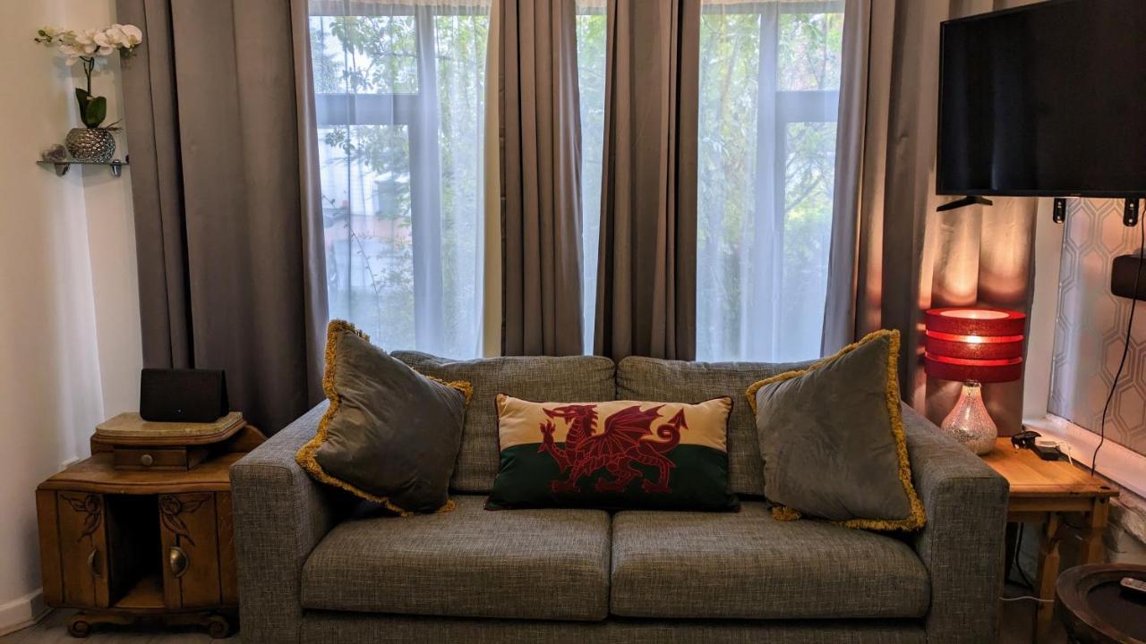 Summerhill, Wrexham - Key Worker Friendly المظهر الخارجي الصورة